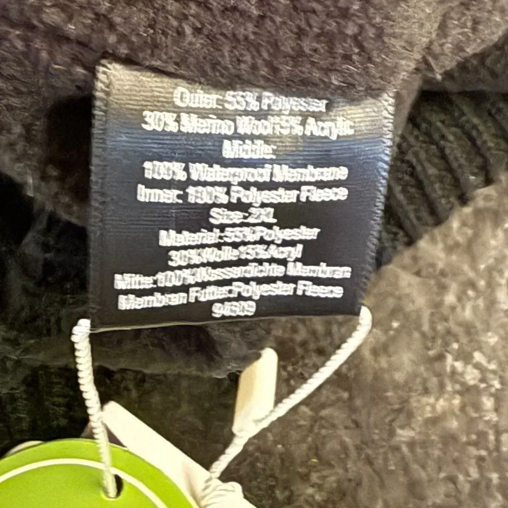 TOP - EX NWT WOOL BEANIE HAT